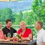 Sportpension Guest house 3*
