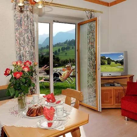 ゲストハウス Sportpension